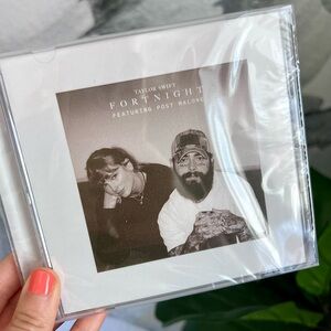 SEALED❗️ Brand New Taylor Swift Fortnight (Feat Post Malone) CD Single